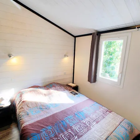 Holiday Hameaux Des Lacs.3 *